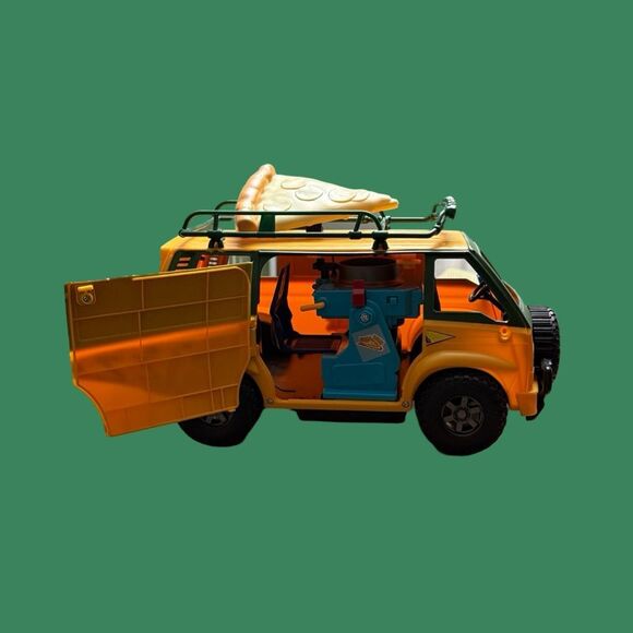 Teenage Mutant Ninja Turtles Mutant Mayhem Pizza Fire Delivery Van - Picture 2 of 9